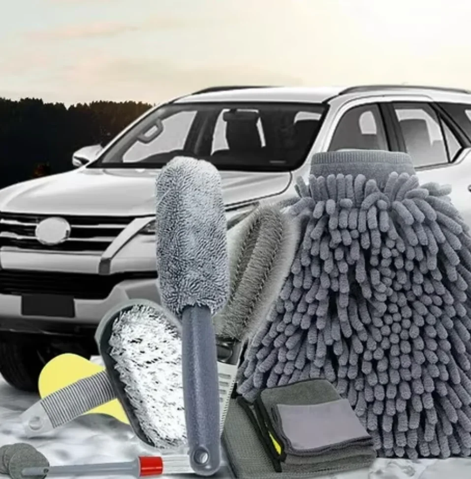 15-Idei-Cadouri-Kit-de-Curățare-Auto